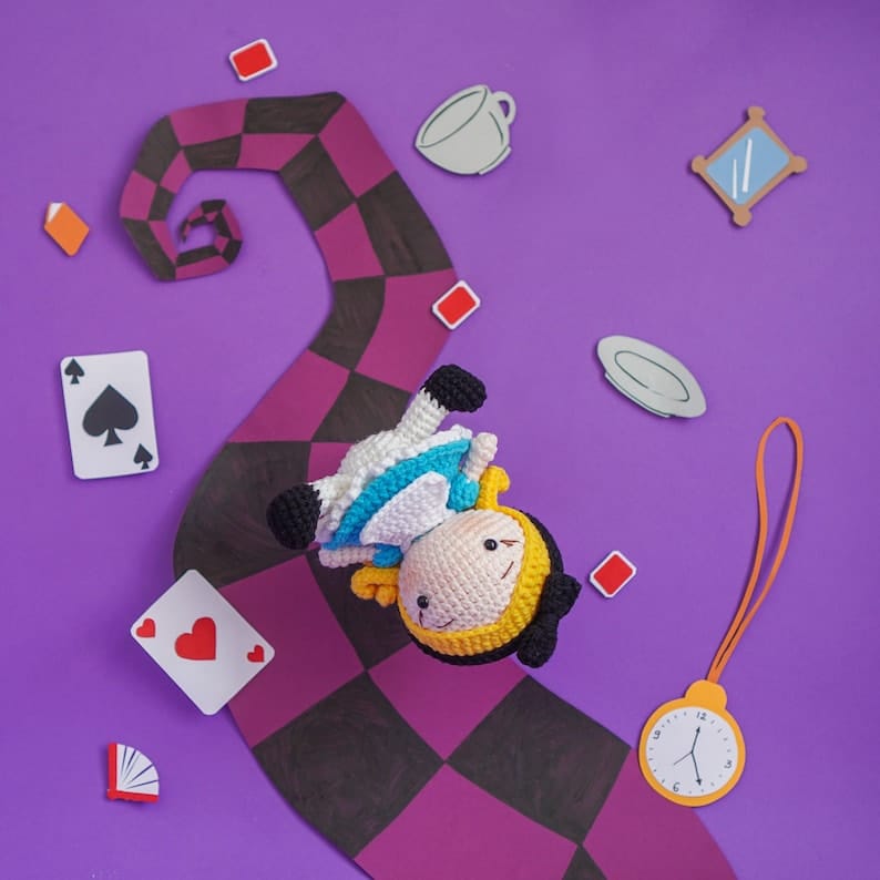 Alice in Wonderland Crochet Patterns – Alice, White Rabbit & Cheshire Cat Amigurumi PDF