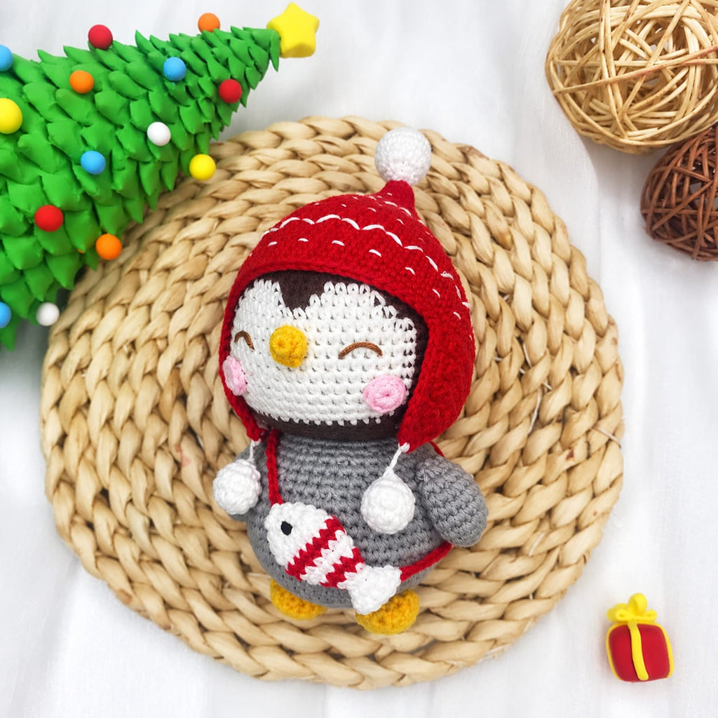 Cute Christmas Penguin Crochet Pattern –  Free PDF