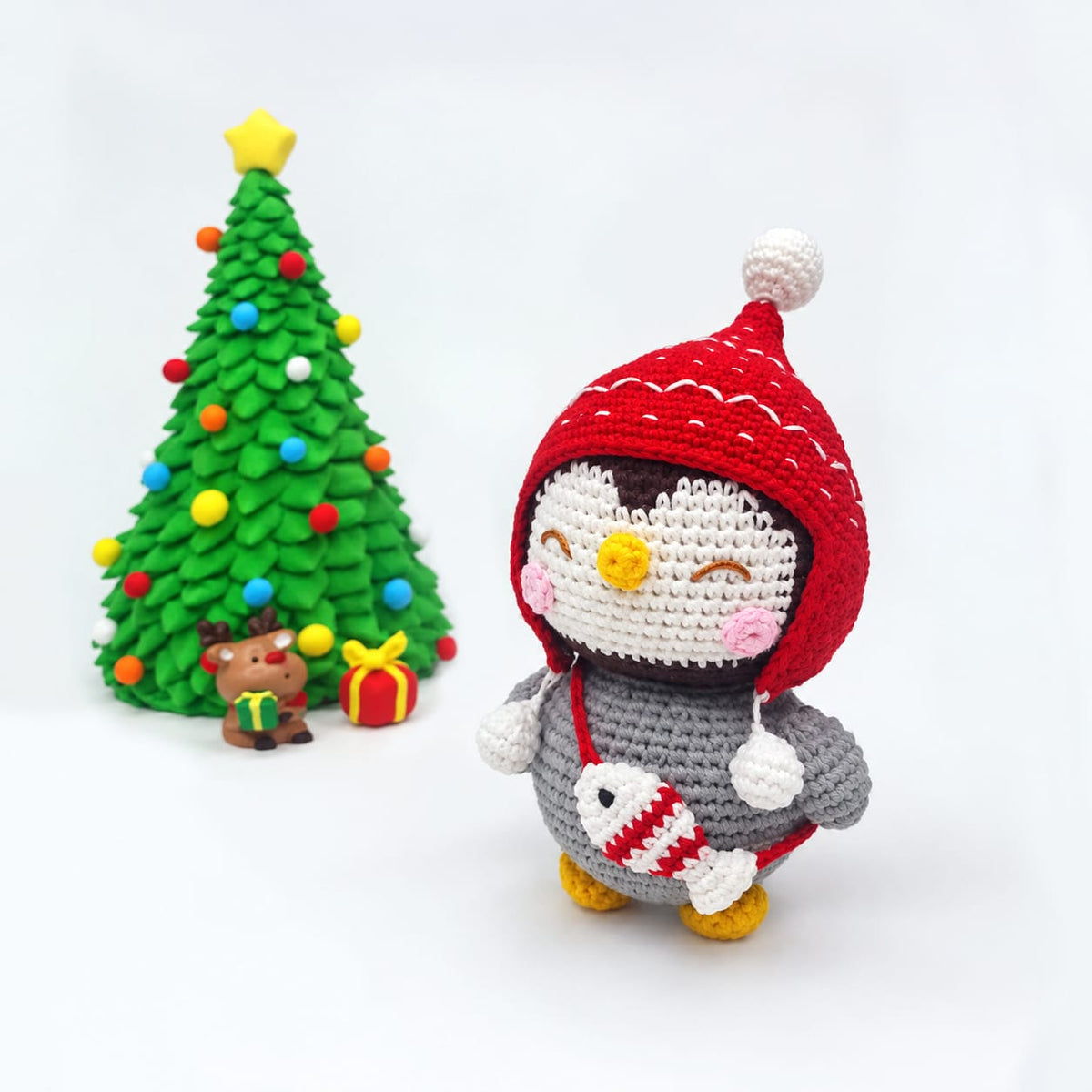 Cute Christmas Penguin Crochet Pattern –  Free PDF